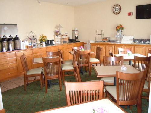 Country Inn & Suites By Radisson, Marion, Oh Restaurant bilde